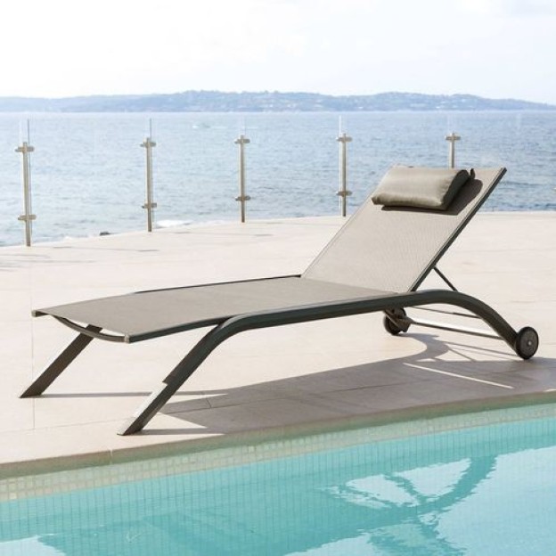 MILENIO LOUNGER HAZELNU/TONKA