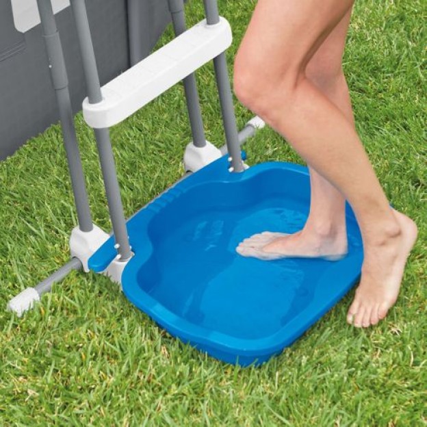 PICIOARE PISCINA