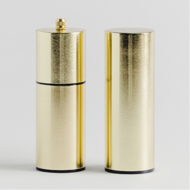 Containere sare si piper glossa