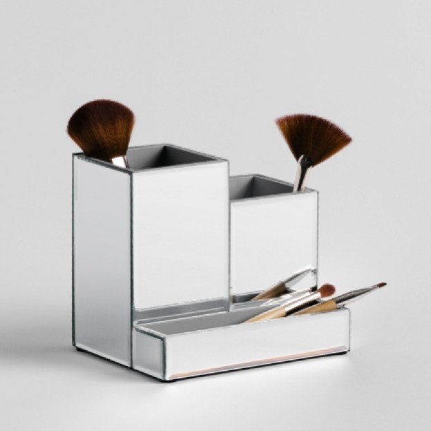 Organizator shirroni