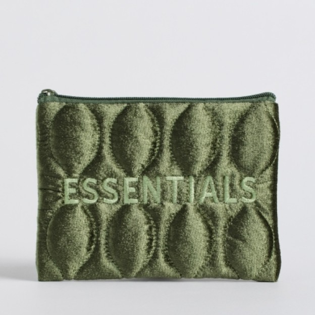 Trusa cosmetica ESSENTIALS